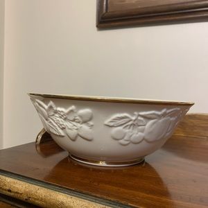 Lenox Fruit of Life Bowl. 24k gold trim. 9”x4”